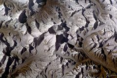 08 Nasa STS066-208-25 Lhotse, Everest, Nuptse, Pumori From East.JPG